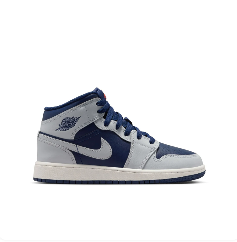 Air Jordan 1 Mid Midnight Navy Wolf Grey